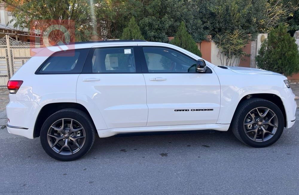 جيب جراند شيروكي